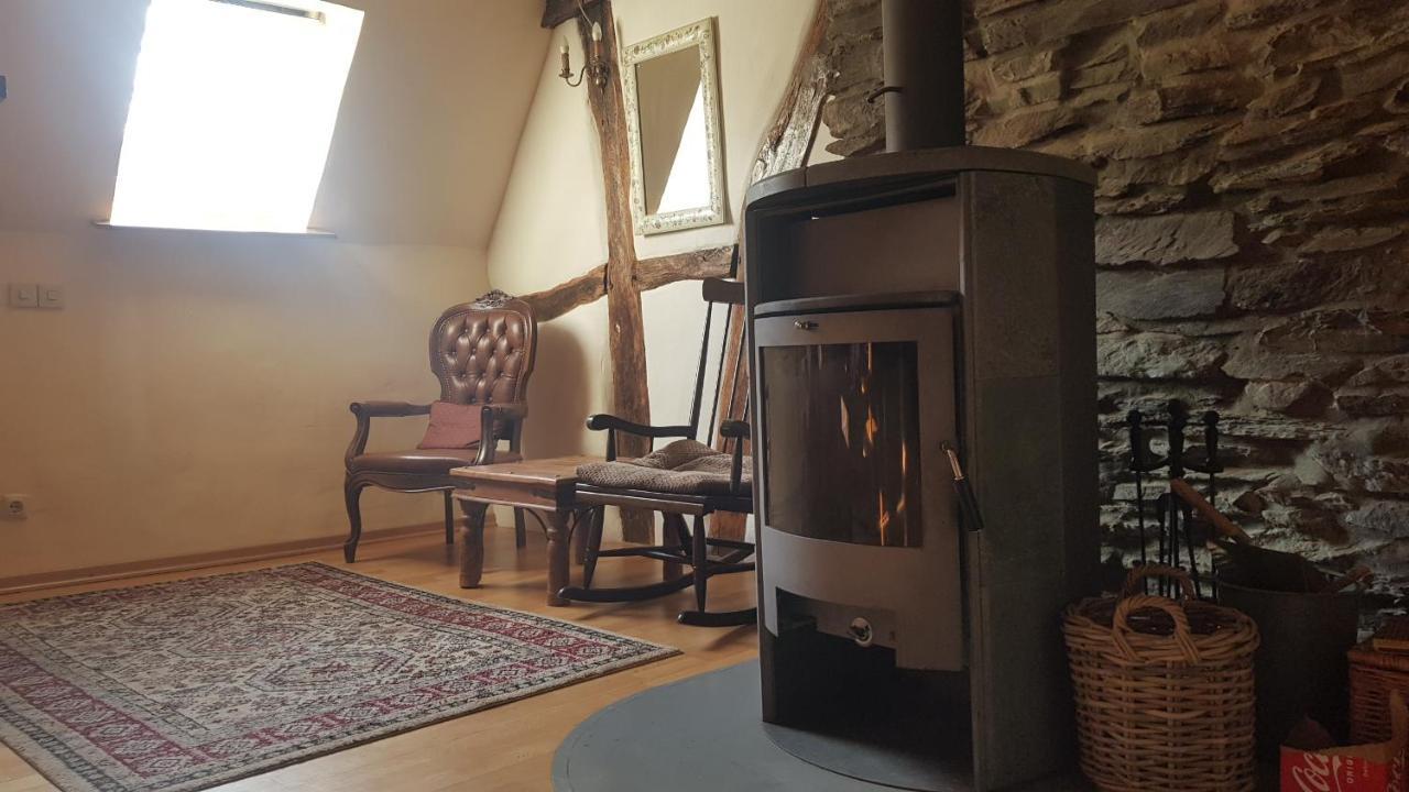 Historisches Haus Im Herzen Von Montjoie Extérieur photo