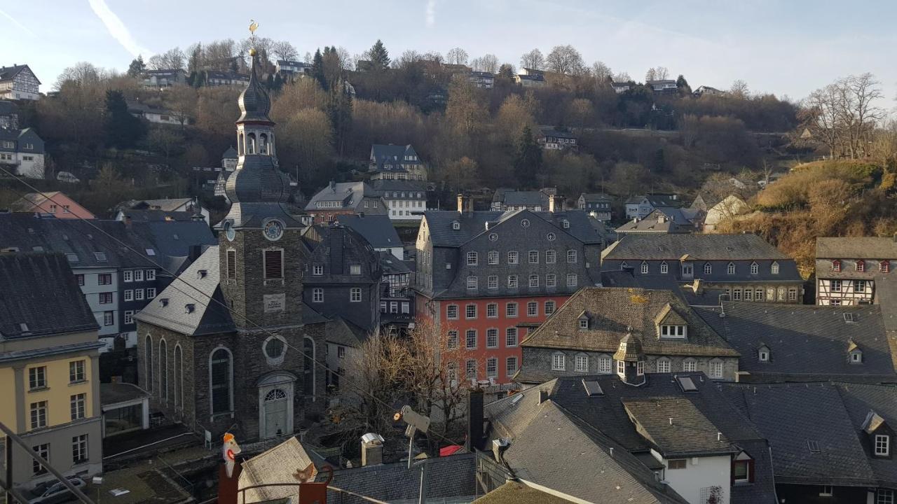 Historisches Haus Im Herzen Von Montjoie Extérieur photo
